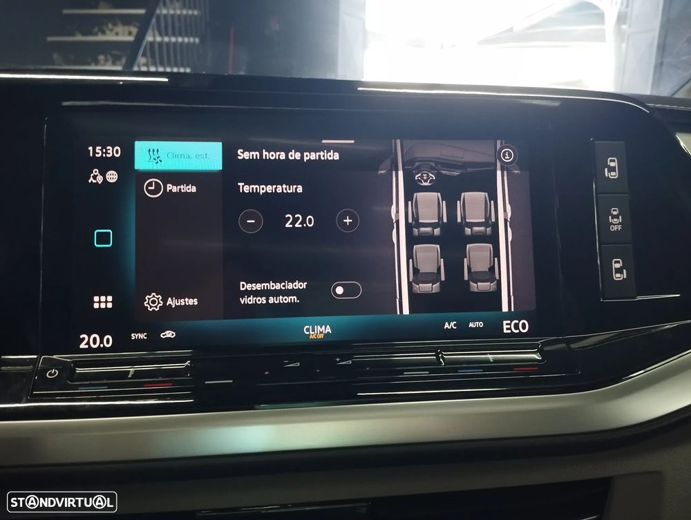 Volkswagen Multivan 1.5 TSI e-Hybrid Life DSG — fotografia 41