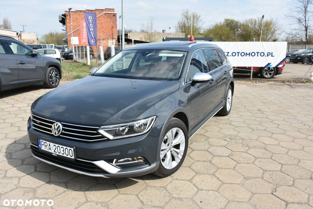 Volkswagen Passat 2.0 TDI SCR (BlueMotion Tech) 4Mot DSG Comfortline - 1