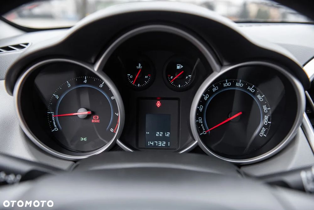 Chevrolet Cruze - 19