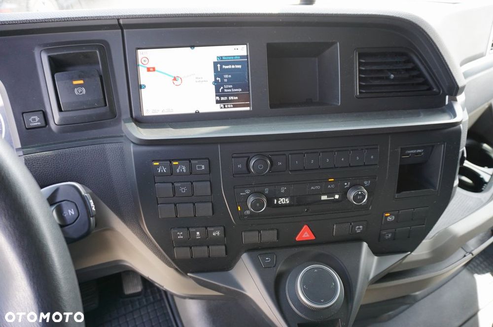 MAN TGX 18.470 4x2 LL SA RETARDER ACC LED NAVI * 317 000 KM * - 15