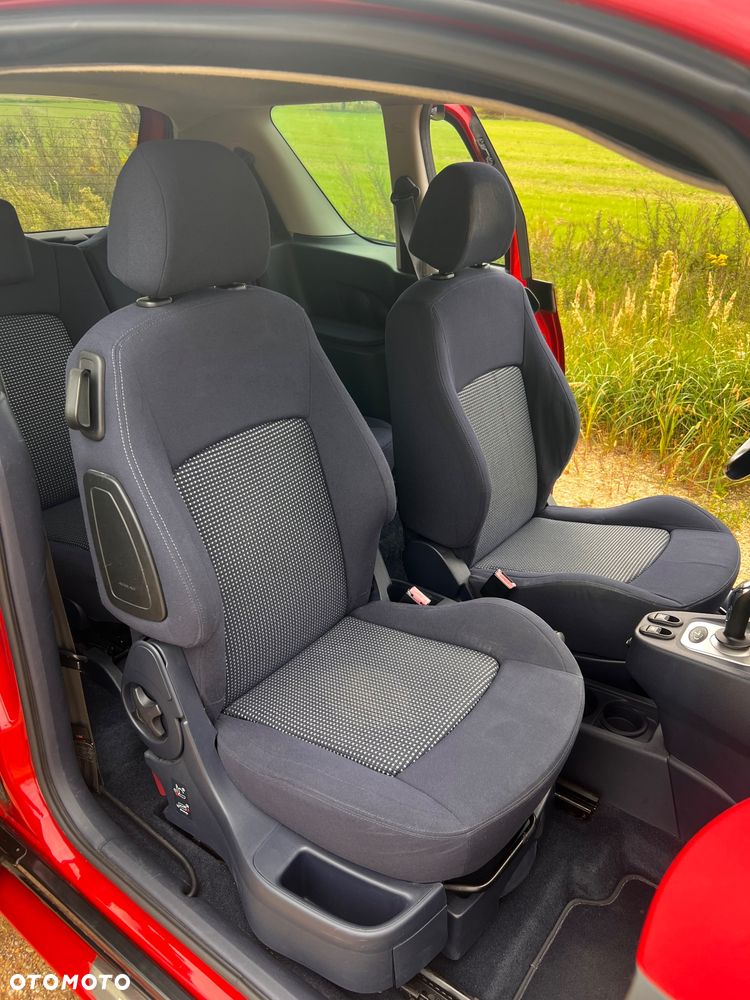 Peugeot 1007 110 2-Tronic Premium - 12