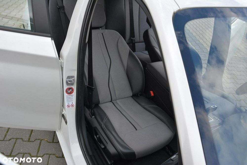 BMW Seria 1 125i Sport-Aut Urban Line - 20