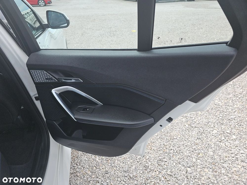 BMW X2 sDrive18d M Sport - 23