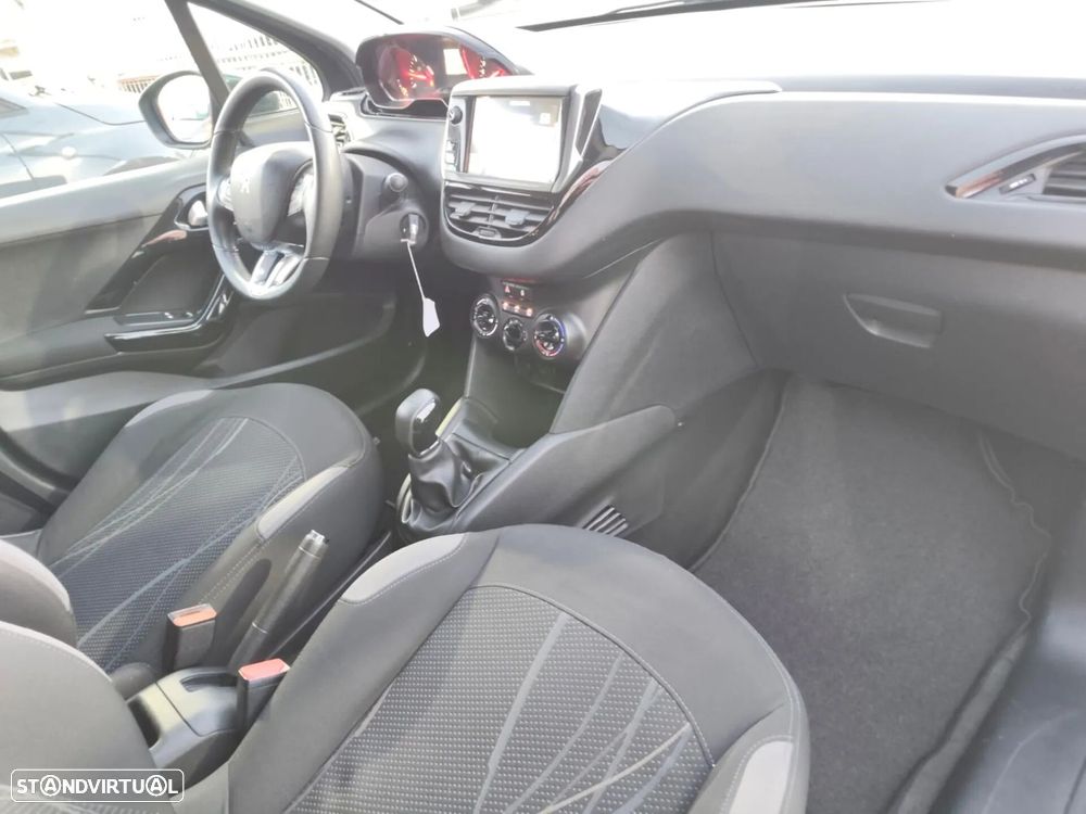 Peugeot 208 1.4 HDi Active - 27