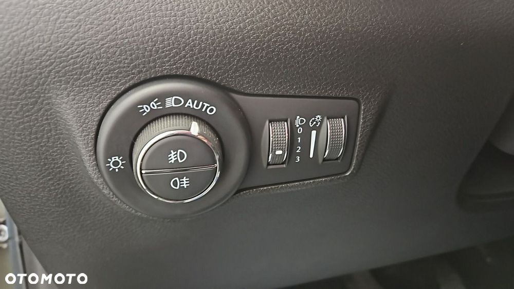 Jeep Compass 1.3 TMair 80th Anniversary FWD S&S DDCT - 17