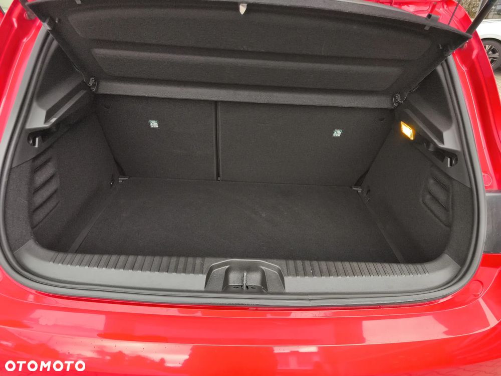 Mitsubishi Colt 1.0T Invite Style Cold - 15