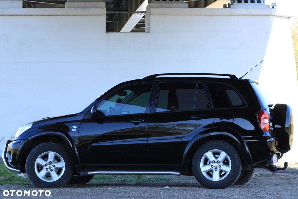 Toyota RAV4 2.0 D-4D 4x4 - 6