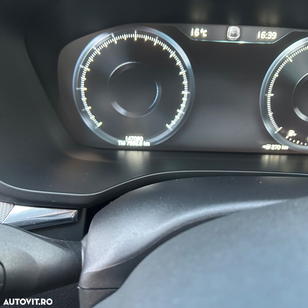 Volvo XC 60 D4 AWD Geartronic RDesign - 8