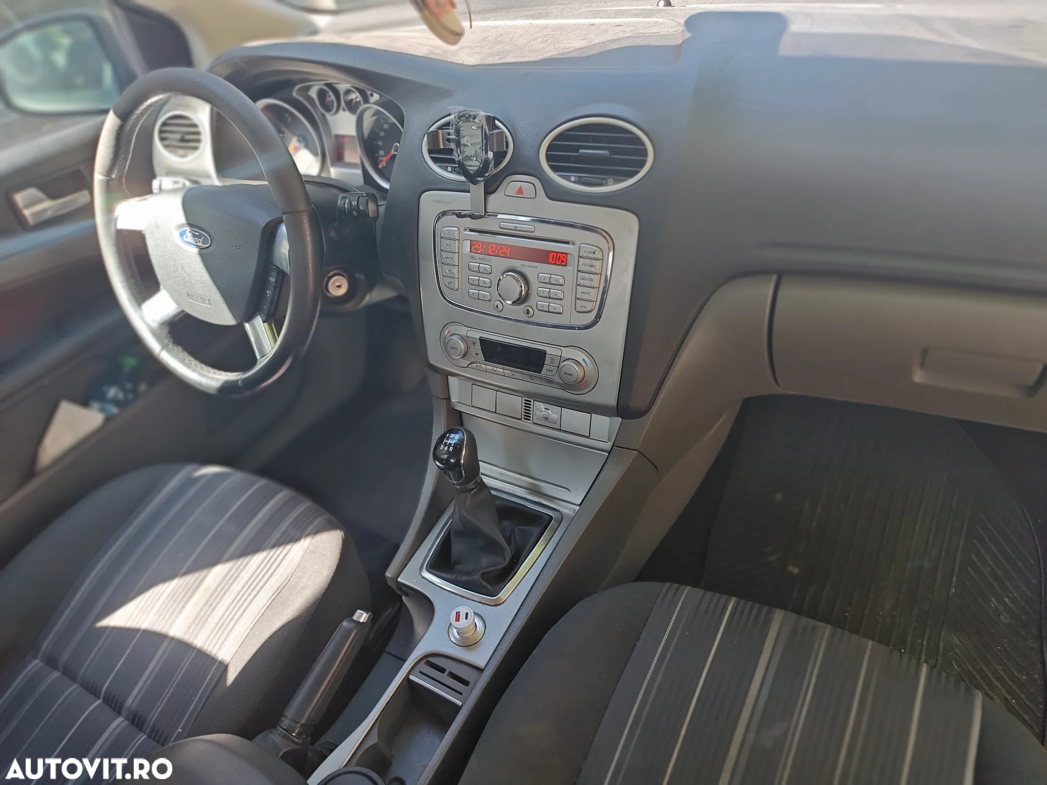 Ford Focus - 5