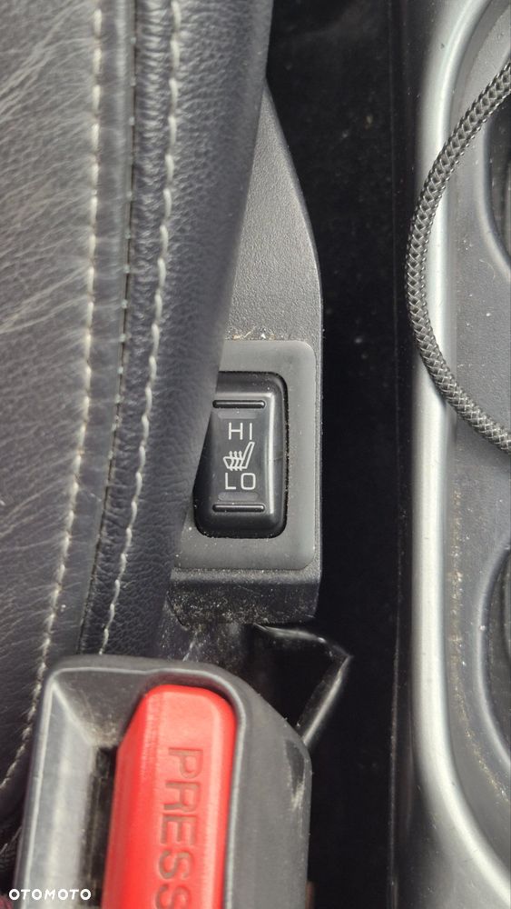 Mitsubishi Outlander 2.4 Instyle NAVI EU5 CVT - 17