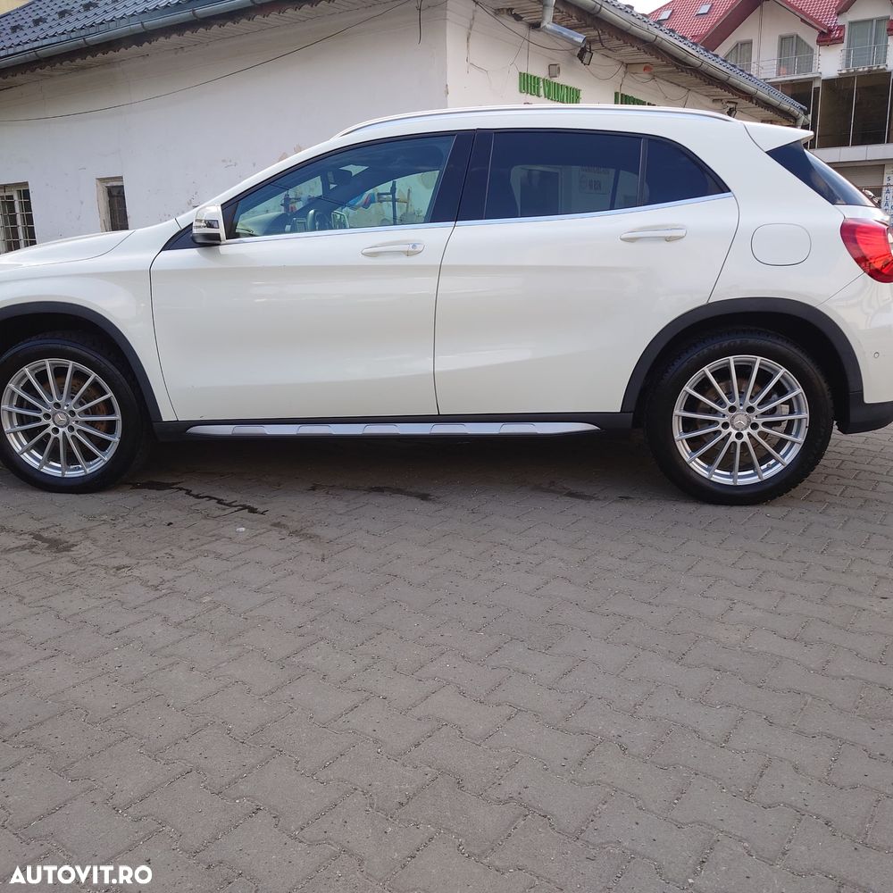Mercedes-Benz GLA 220 CDI 4MATIC 7G-DCT AMG Line - 5