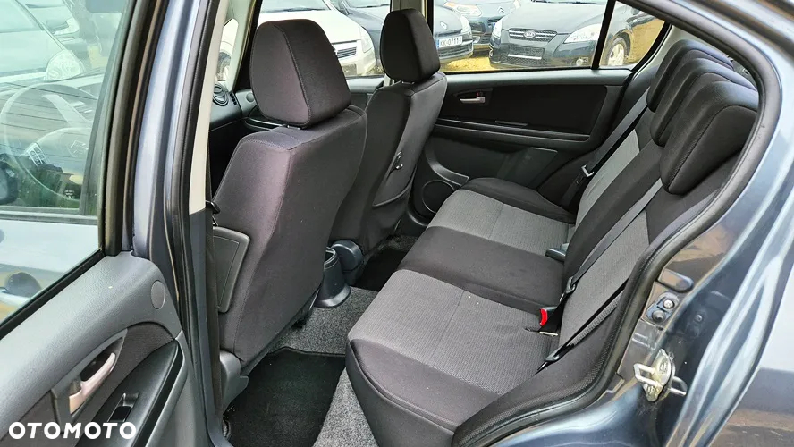 Suzuki SX4 1.6 GS/Premium - 30
