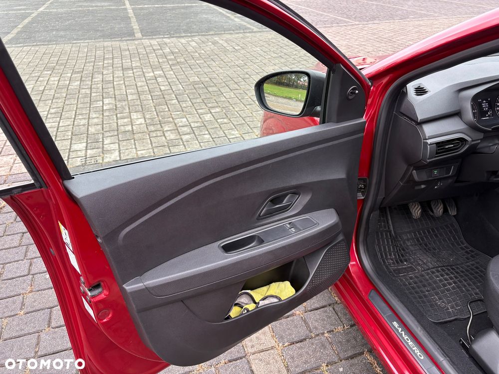 Dacia Sandero TCe 90 Comfort - 24