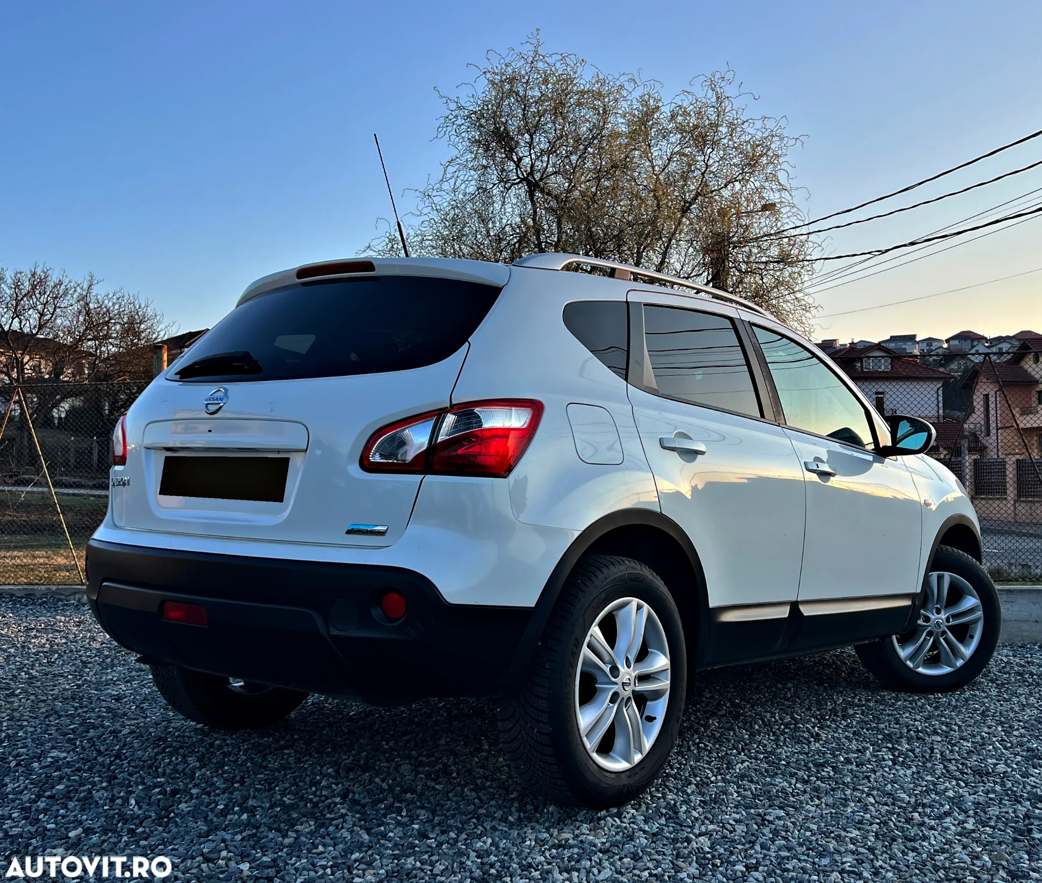 Nissan Qashqai 1.6 DCI TEKNA - 2