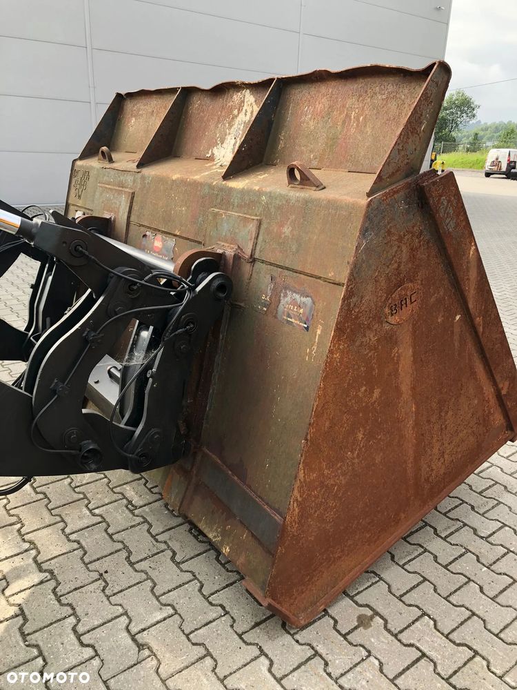 Szufla JCB 411 Ładowarka czołowa 4m3 - 3