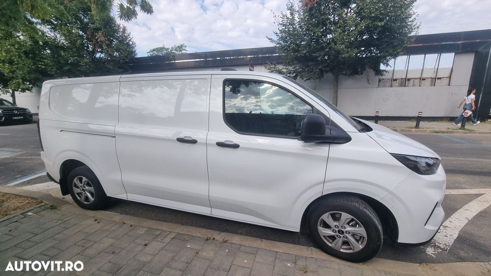 Ford Tansit Custom - 4