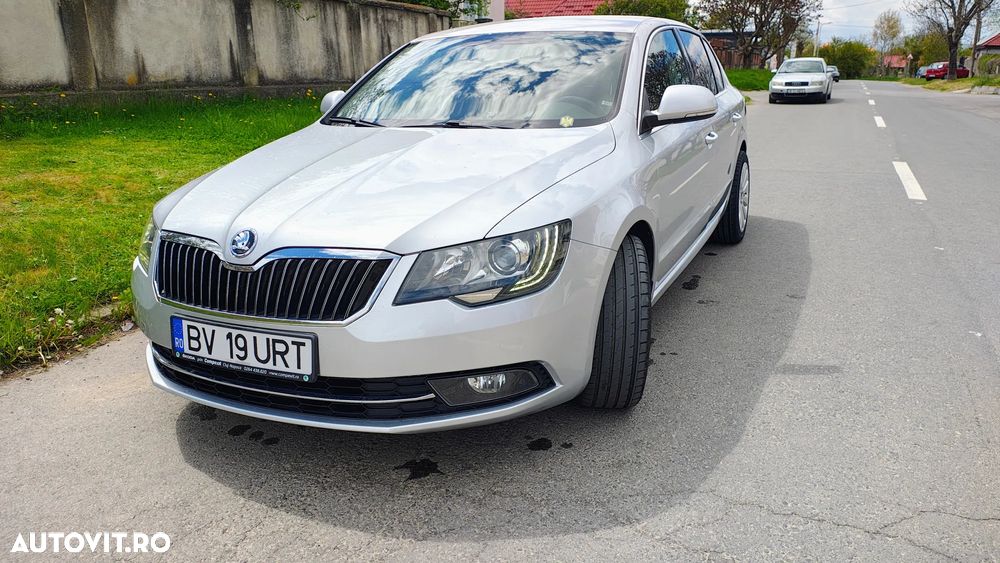 Skoda Superb 2.0 TDI Elegance - 7