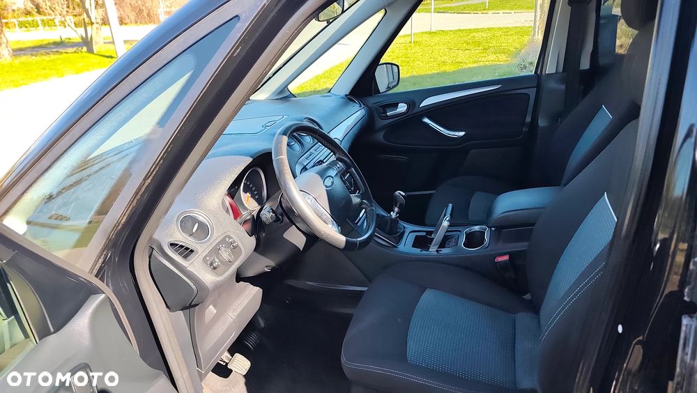 Ford Galaxy 2.0 TDCi Ghia - 14