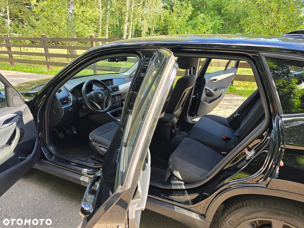 BMW X1 sDrive18i - 19