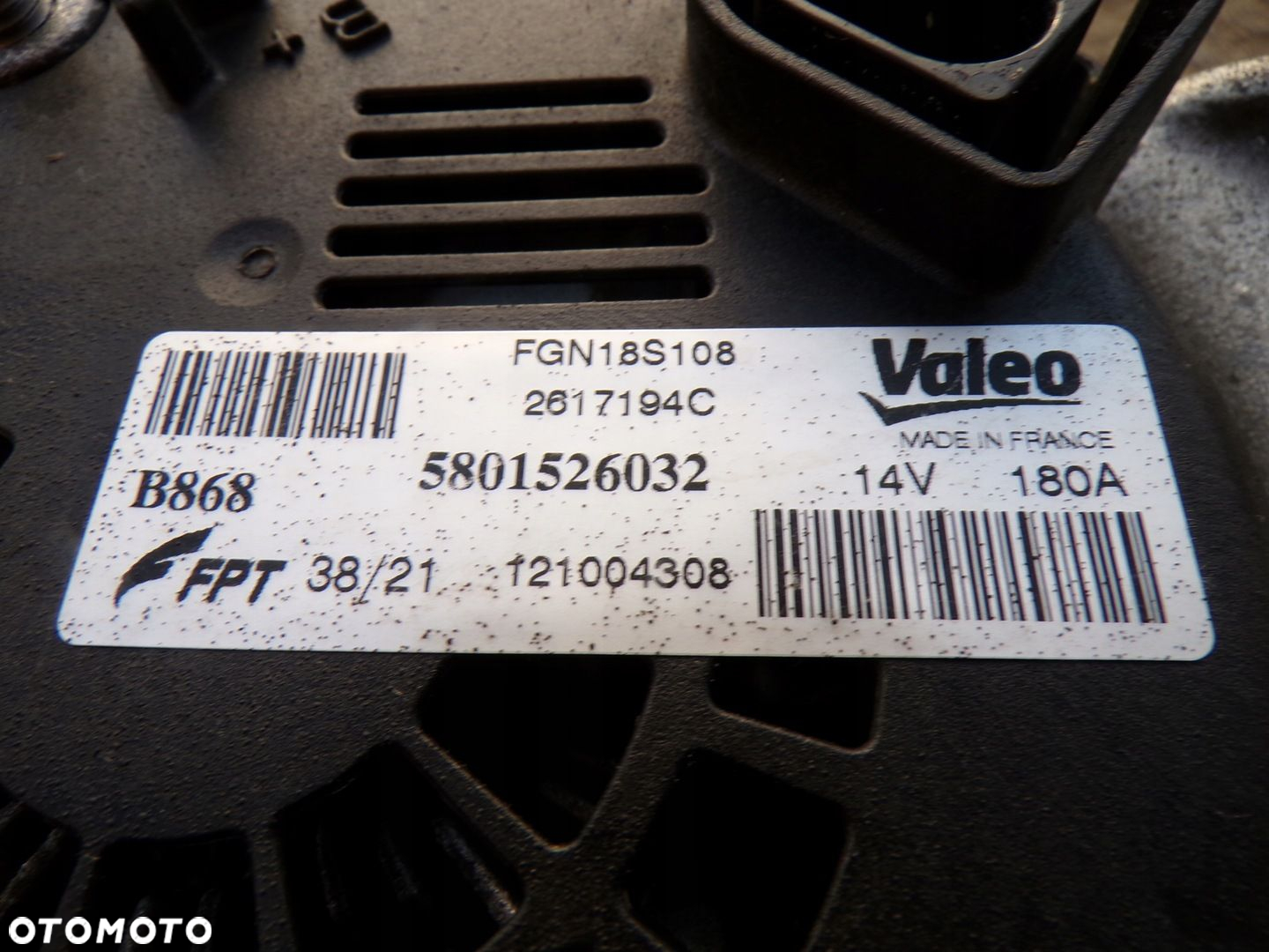 IVECO DAILY 3.0 ALTERNATOR 5801526032 180A - 4