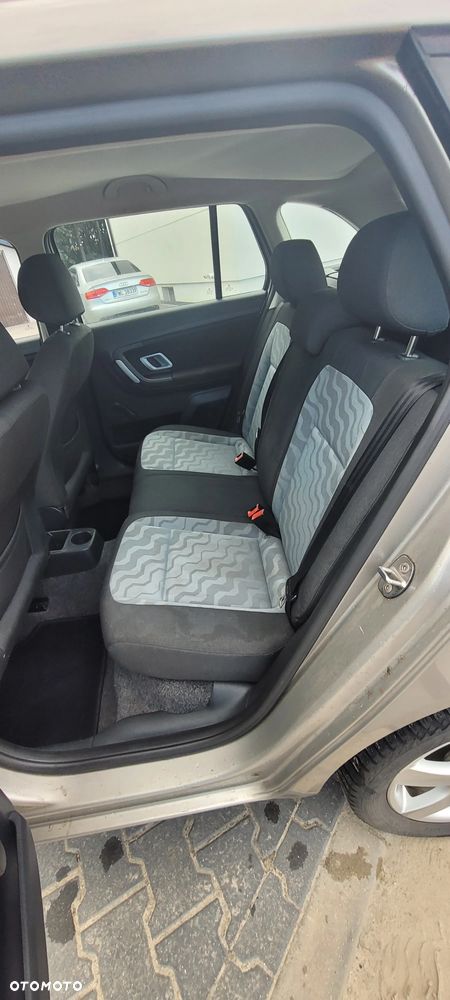 Skoda Fabia 1.2 HTP Elegance - 19