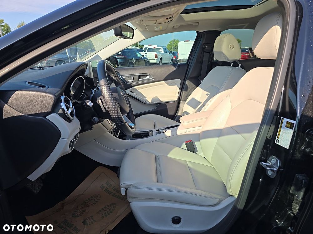 Mercedes-Benz GLA 250 4Matic 7G-DCT AMG Line - 7