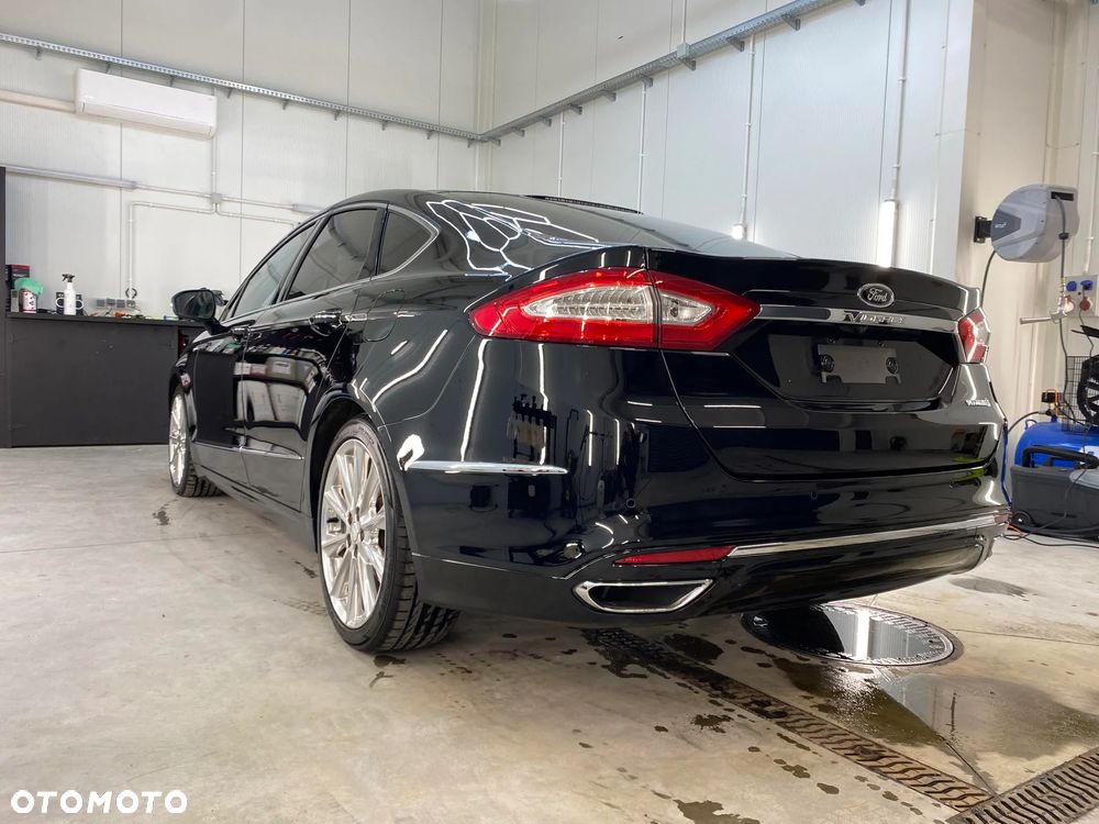Ford Mondeo Vignale 2.0 Hybrid - 8