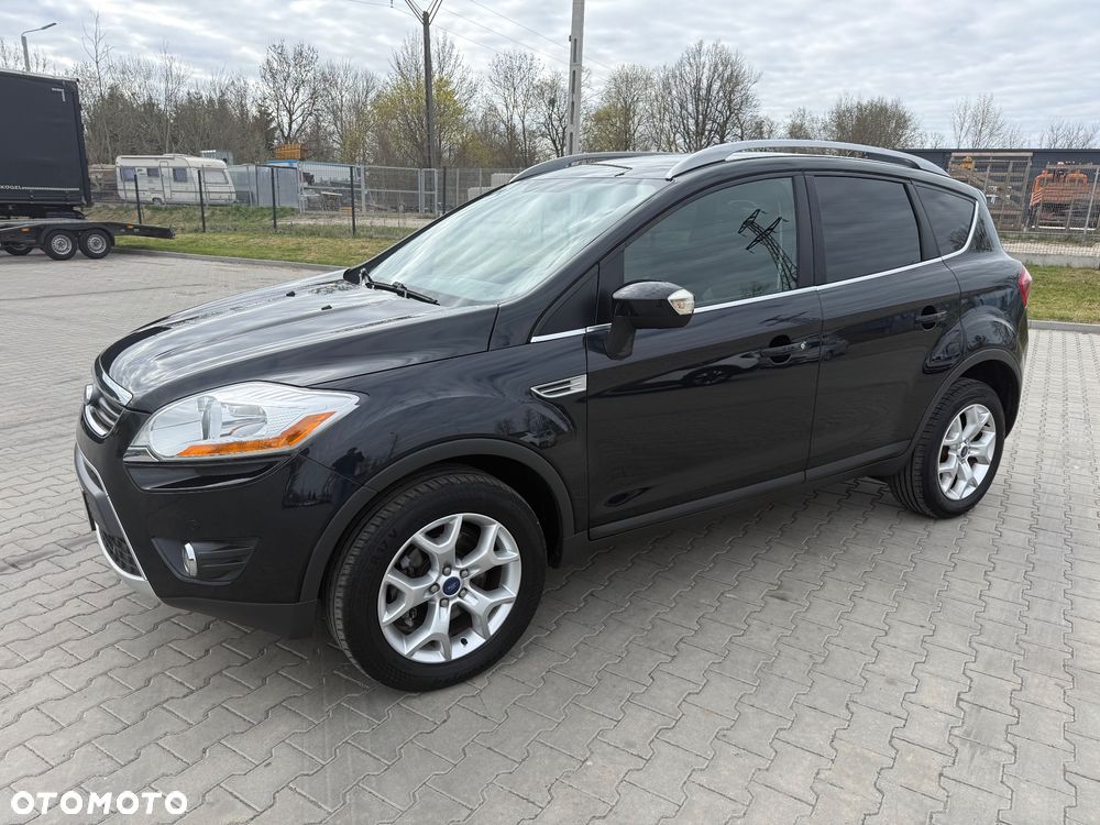 Ford Kuga 2.0 TDCi 2x4 Titanium - 4