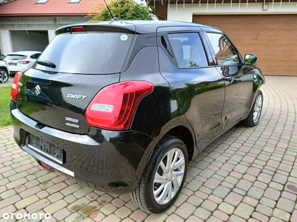 Suzuki Swift 1.2 Dualjet Hybrid Allgrip MT Comfort+ - 6