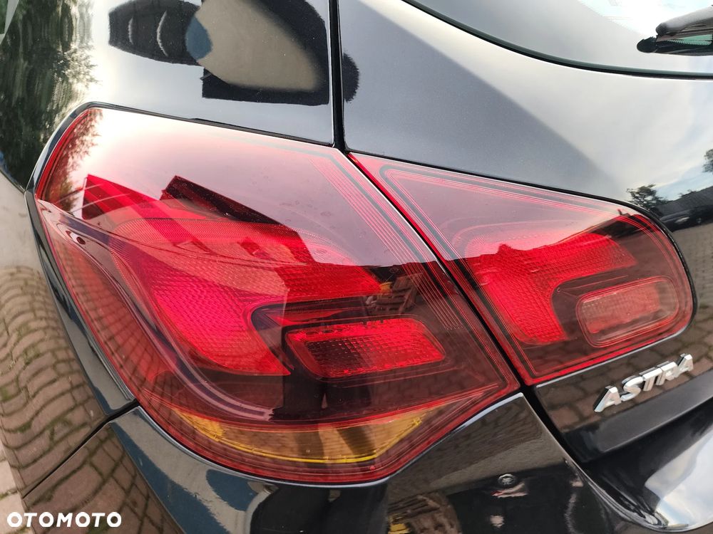 Opel Astra 1.4 Turbo Cosmo - 21