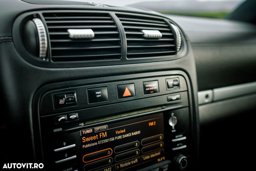 Porsche Cayenne - 13