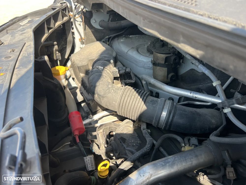 Renault Master III 2.3 dCi Plataforma Elevatória/Barquinha - 13