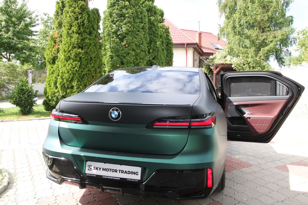 BMW Seria 7 - 11