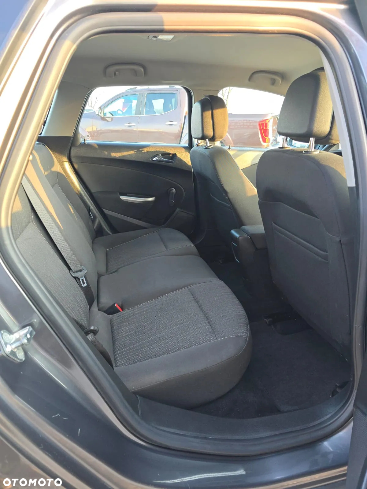 Opel Astra IV 1.4 Cosmo - 12