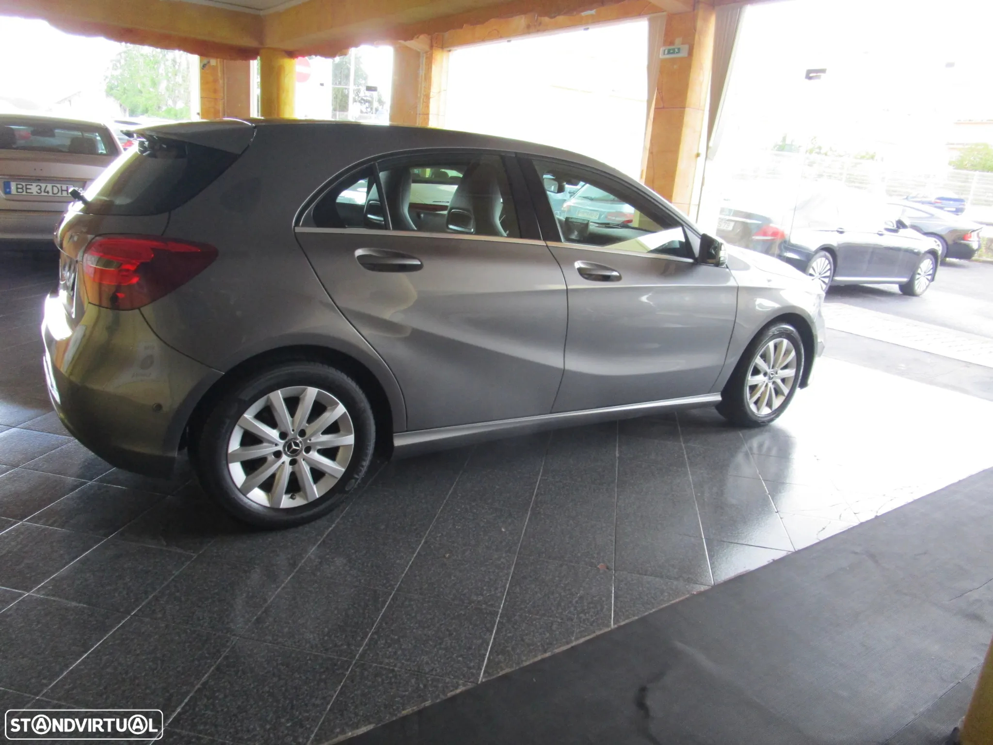 Mercedes-Benz A 160 d Urban - 4
