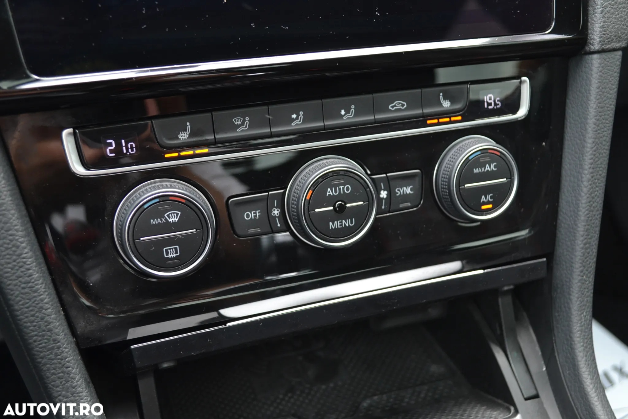 Volkswagen Golf 2.0 TSI DSG GTI Performance - 31