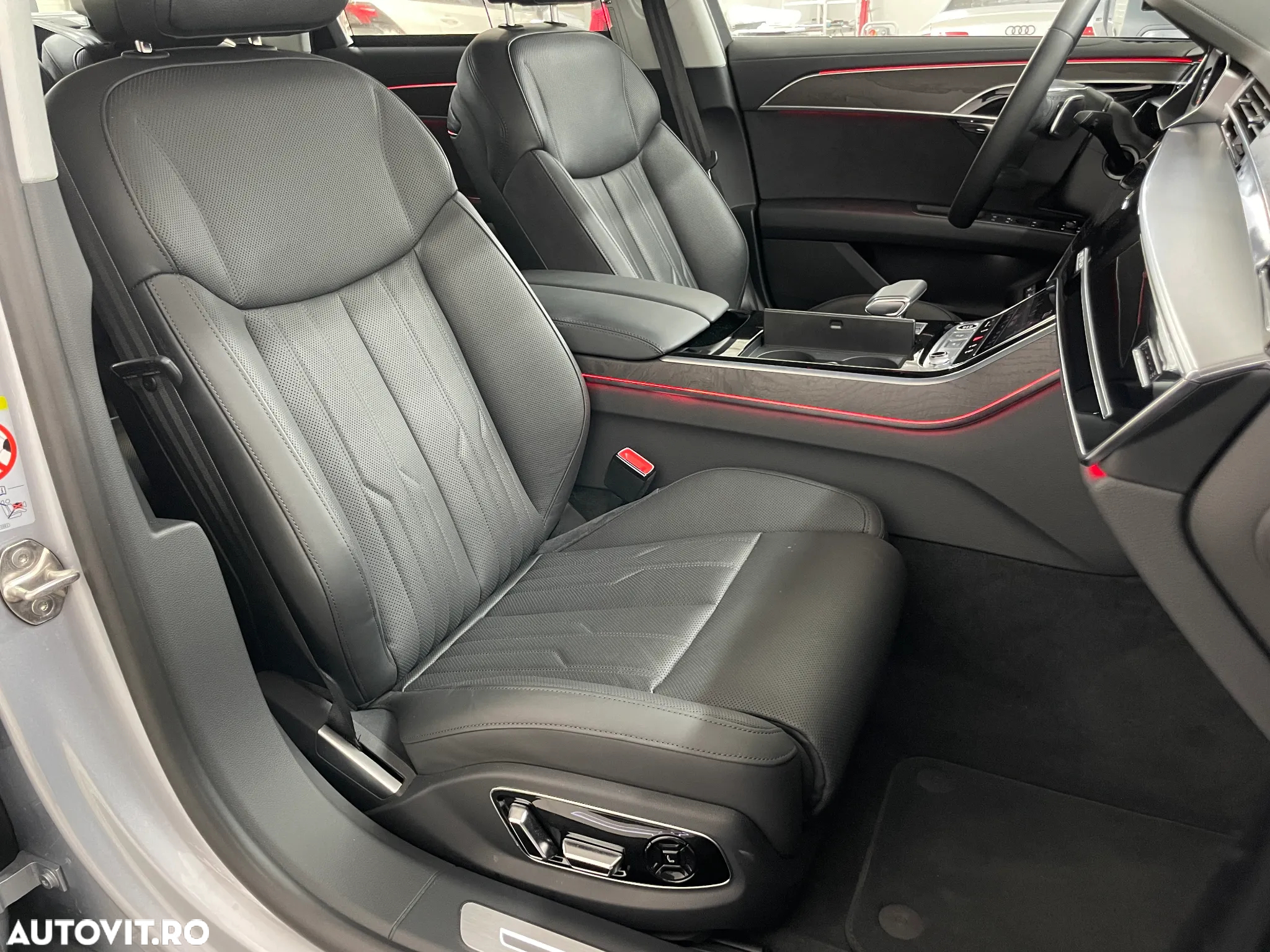 Audi A8 60 TFSI e quattro Tiptronic PHEV - 17
