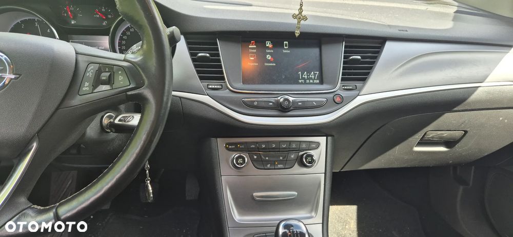 Opel Astra 1.6 CDTI Sport - 9
