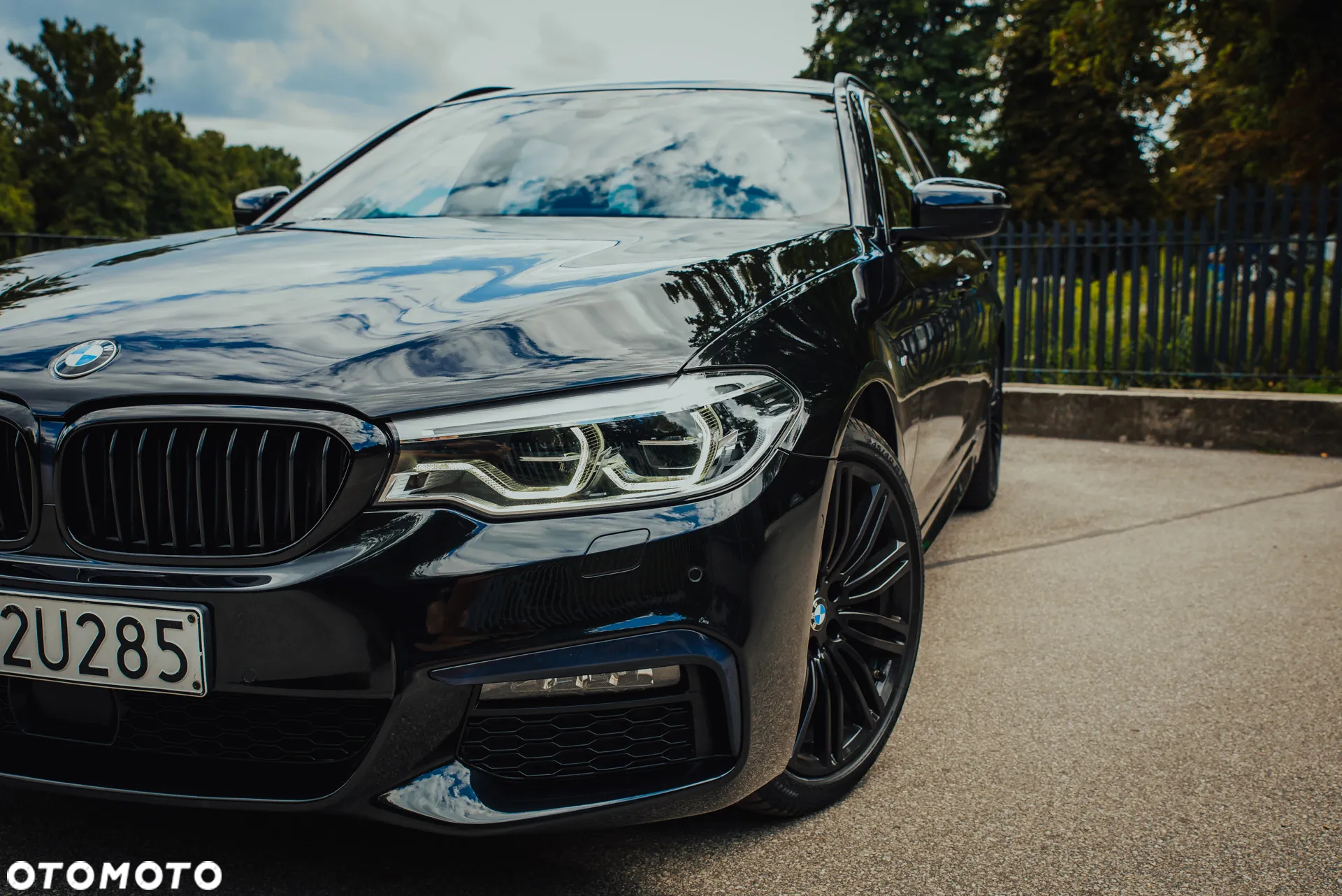 BMW Seria 5 520d xDrive - 4