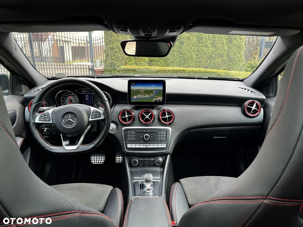 Mercedes-Benz Klasa A AMG 45 4Matic AMG Speedshift 7G-DCT - 27