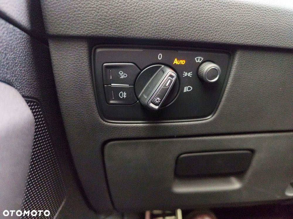 Volkswagen Arteon 2.0 TDI 4Motion R-Line DSG - 19