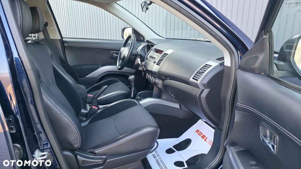 Mitsubishi Outlander 2.0 2WD Diamant Edition - 22