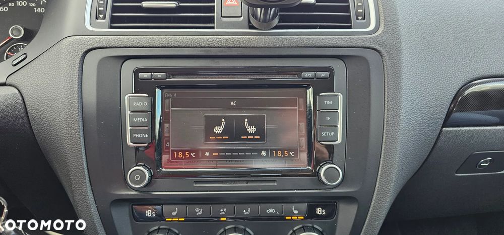 Volkswagen Jetta 1.2 TSI BlueMotion Technology - 33