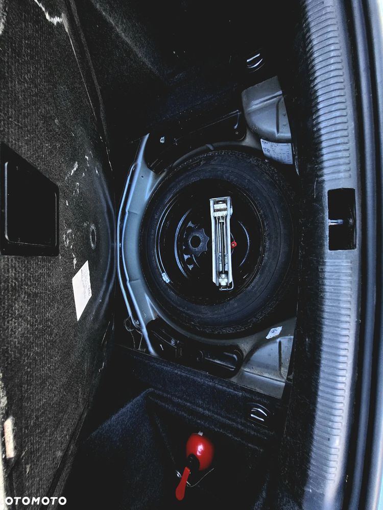 Audi A4 Limousine - 15