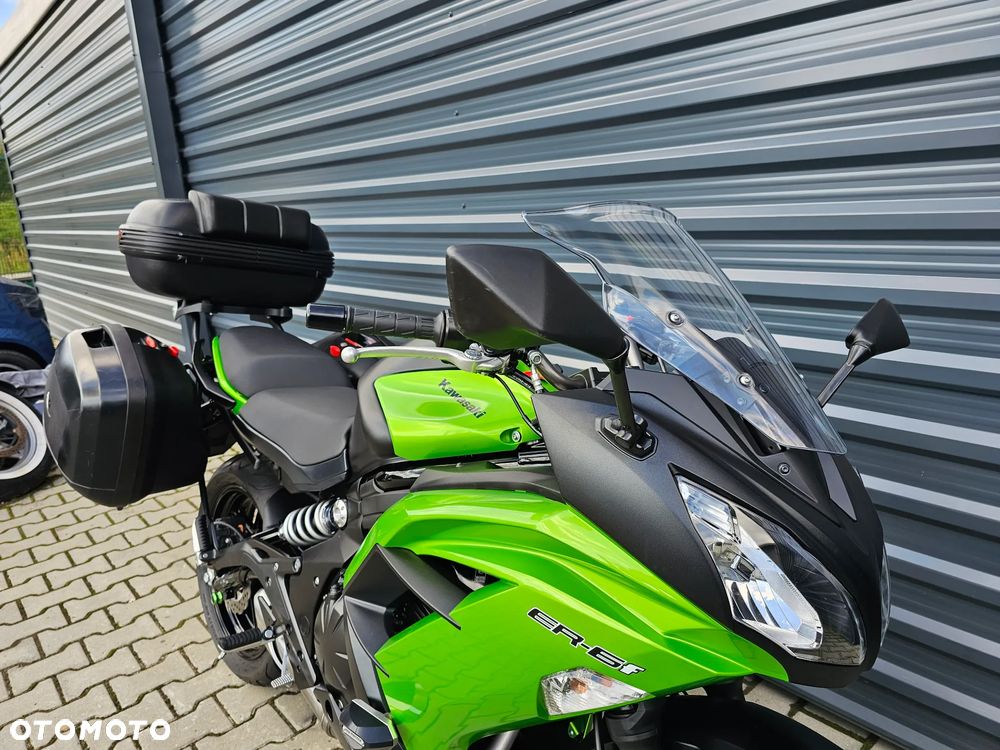 Kawasaki ER - 8