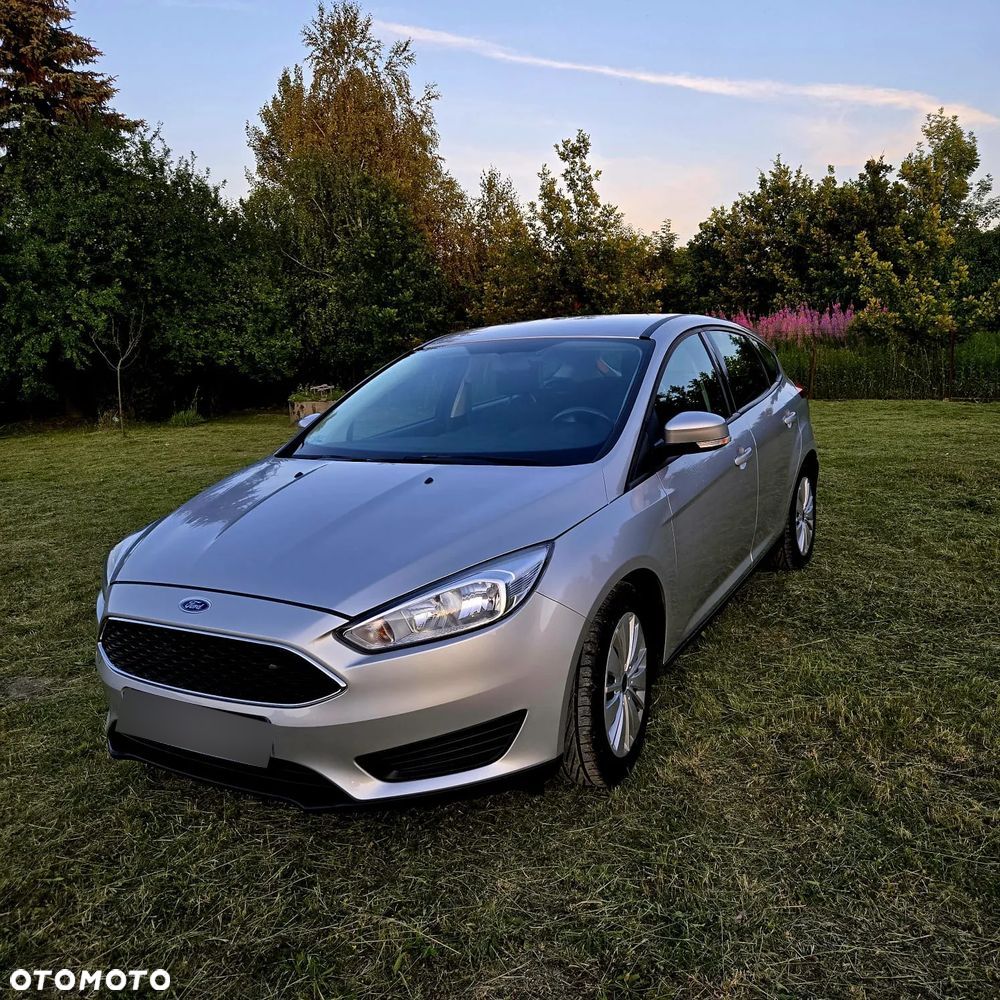 Ford Focus 1.6 Trend - 18