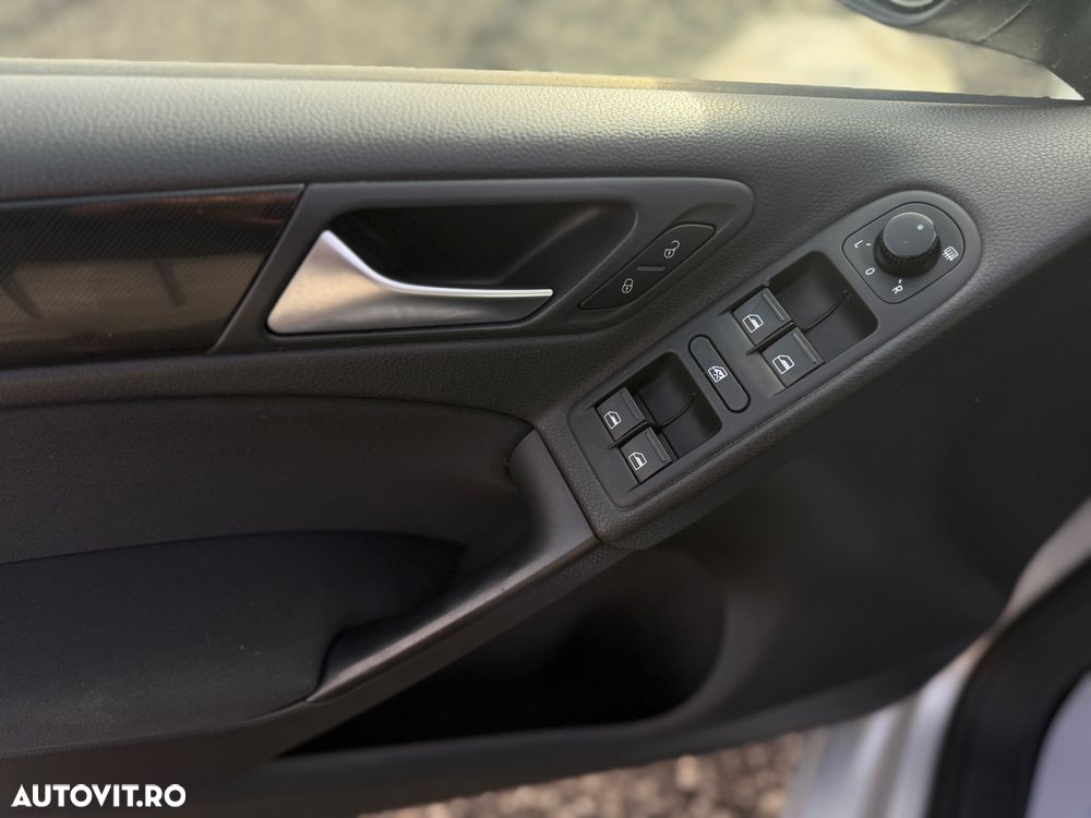 Volkswagen Golf 1.6 Edition - 13