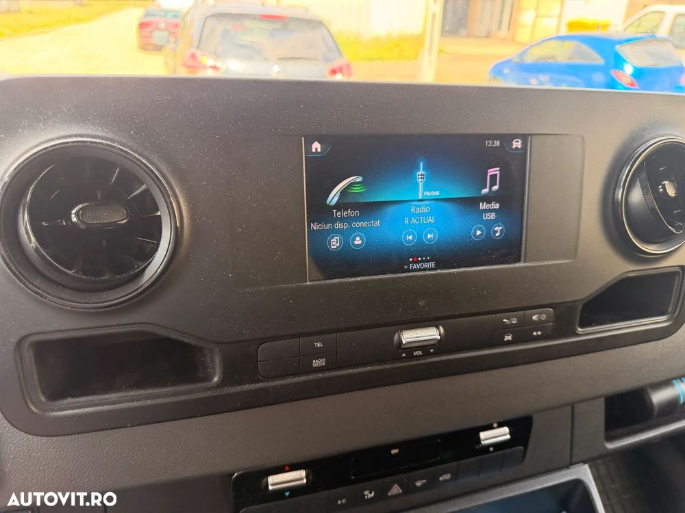 Mercedes-Benz Sprinter - 7