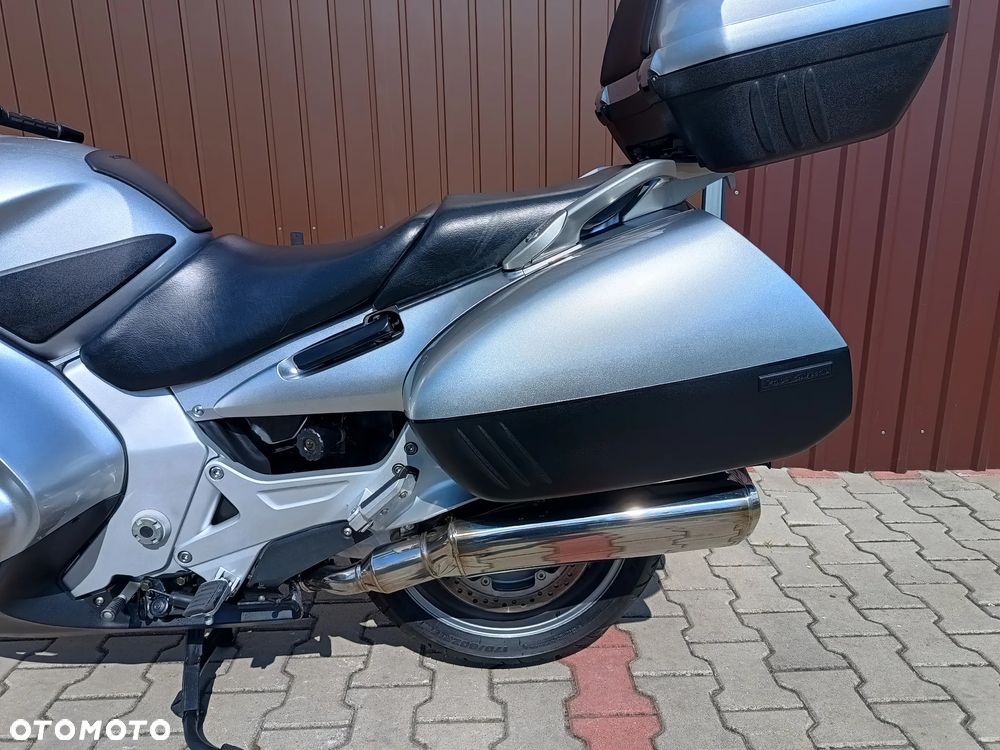 Honda ST - 25
