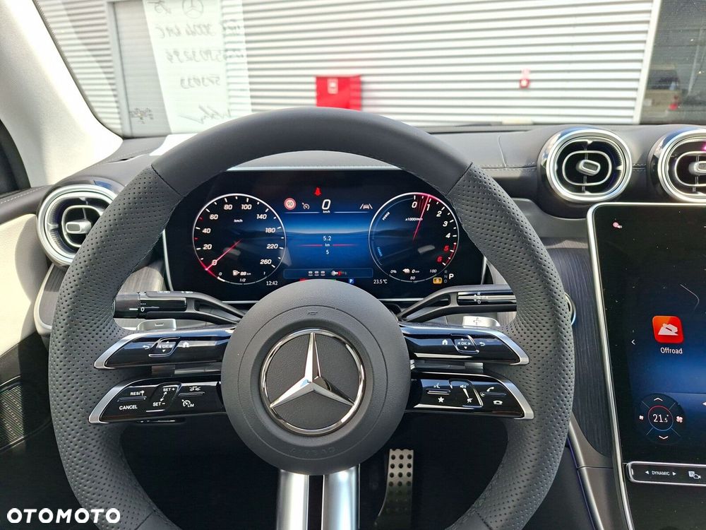 Mercedes-Benz GLC - 11